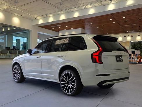 New 2026 Volvo XC90 B6 Ultra w/ Lounge Package AWD/4WD image 4