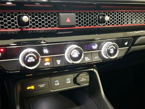 Used 2025 Honda Civic Si image 16