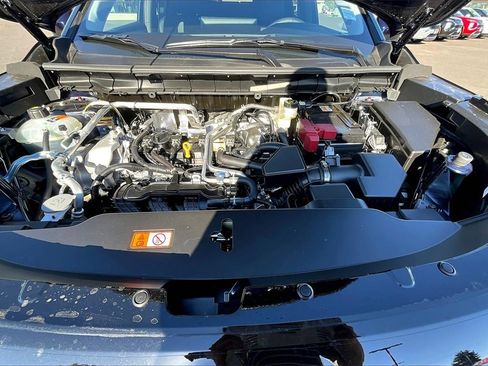 New 2025 Mitsubishi Outlander SE image 10