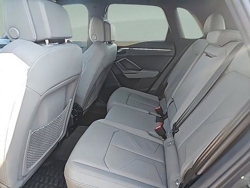 Used 2025 Audi Q3 2.0T Premium image 20