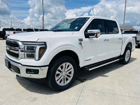 New 2025 Ford F150 Lariat w/ Equipment Group 502A High image 40