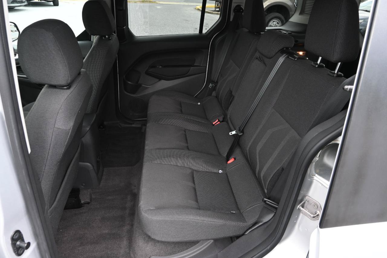 Used 2017 Ford Transit Connect XLT FWD image 18