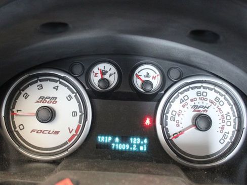 Used 2009 Ford Focus SE image 9