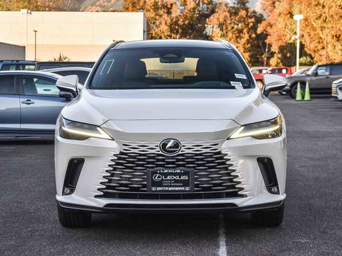New 2026 Lexus RX 450h AWD image 2