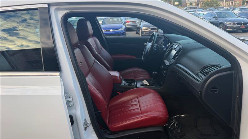 Used 2014 Chrysler 300 S w/ Luxury Group AWD/4WD image 6