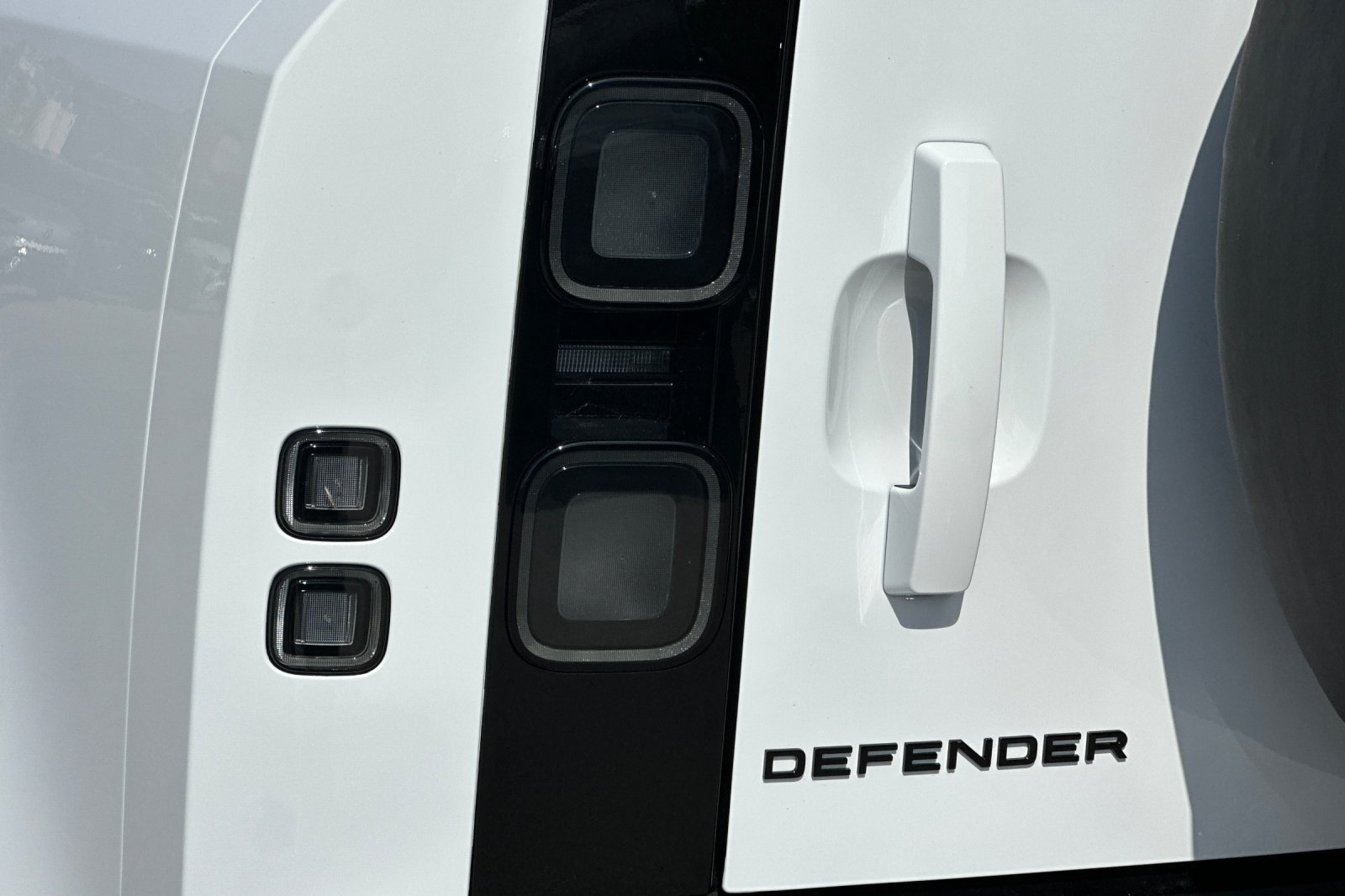 New 2026 Land Rover Defender 110 S AWD/4WD image 26