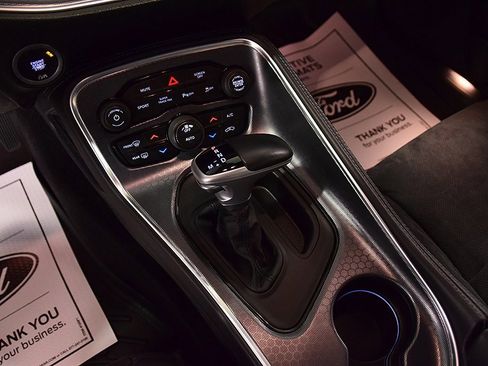 Used 2018 Dodge Challenger GT w/ GT Interior Package image 21