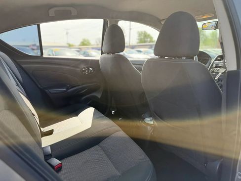 Used 2018 Nissan Versa SV image 30