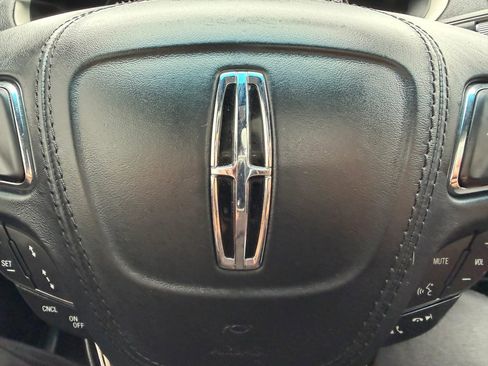 Used 2017 Lincoln MKZ Reserve w/ Technology Package FWD image 31