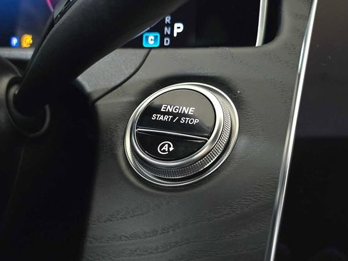 Certified 2026 Mercedes-Benz E 350 4MATIC Sedan image 36