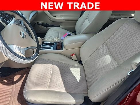 Used 2016 Nissan Altima 2.5 S w/ Interior Lighting Package image 7