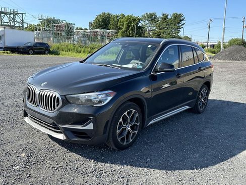 Used 2021 BMW X1 xDrive28i w/ Convenience Package AWD/4WD image 4