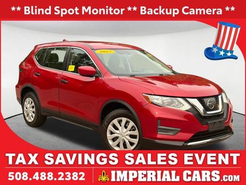 Used 2017 Nissan Rogue S AWD/4WD image 1