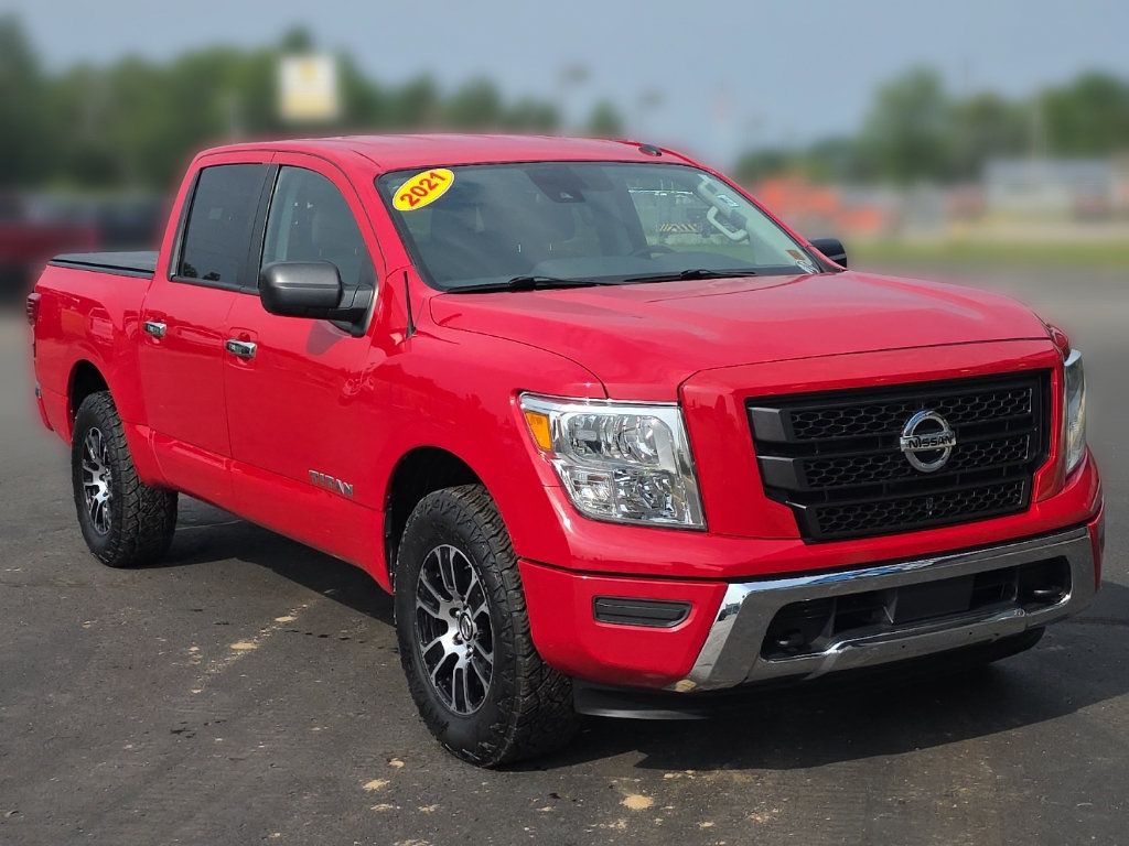 Used 2021 Nissan Titan SV AWD/4WD image 12
