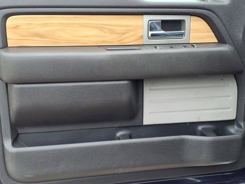 Used 2011 Ford F150 Lariat w/ Lariat Chrome Pkg AWD/4WD image 11