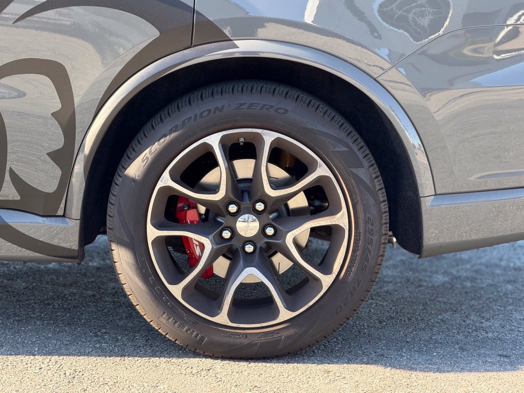 Used 2025 Dodge Durango SRT Hellcat AWD/4WD image 3