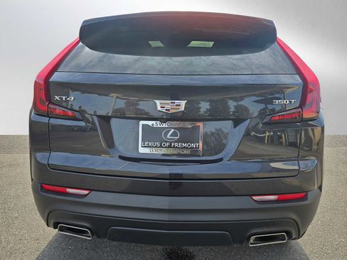 Used 2022 Cadillac XT4 Luxury w/ Cold Weather Package image 4
