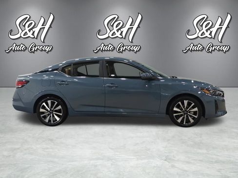 Used 2025 Nissan Sentra SV w/ SV Premium Package FWD image 20