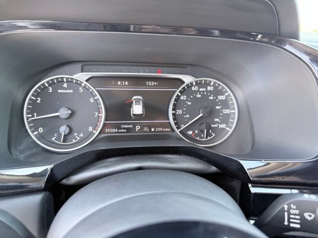 Used 2023 Nissan Pathfinder SL w/ SL Premium Package FWD image 11