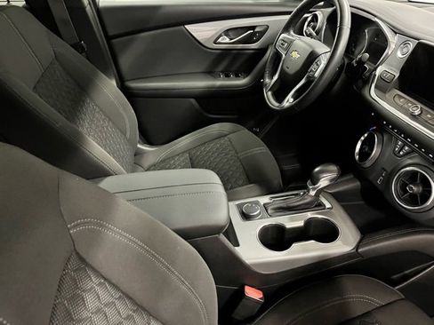 Used 2020 Chevrolet Blazer LT image 19