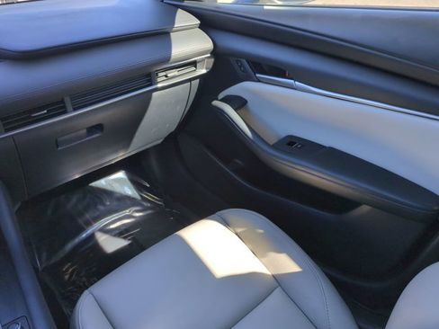 Used 2020 MAZDA MAZDA3 Sedan w/ Select Package image 16