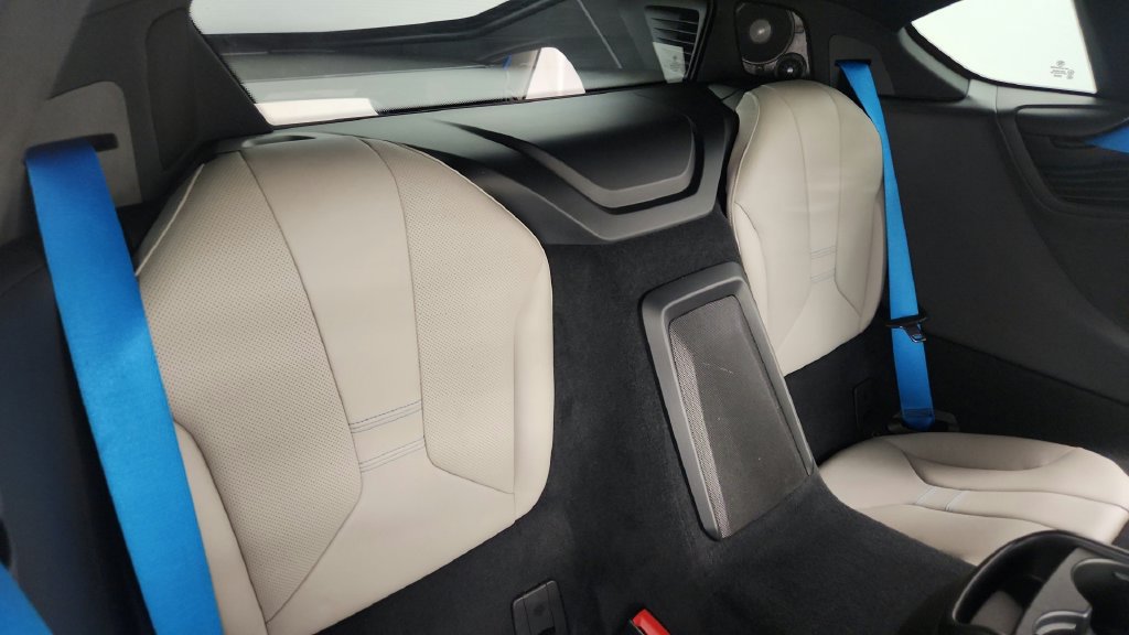 Used 2015 BMW i8 AWD/4WD image 86