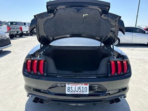 Used 2020 Ford Mustang GT Premium w/ GT Performance Package RWD image 9