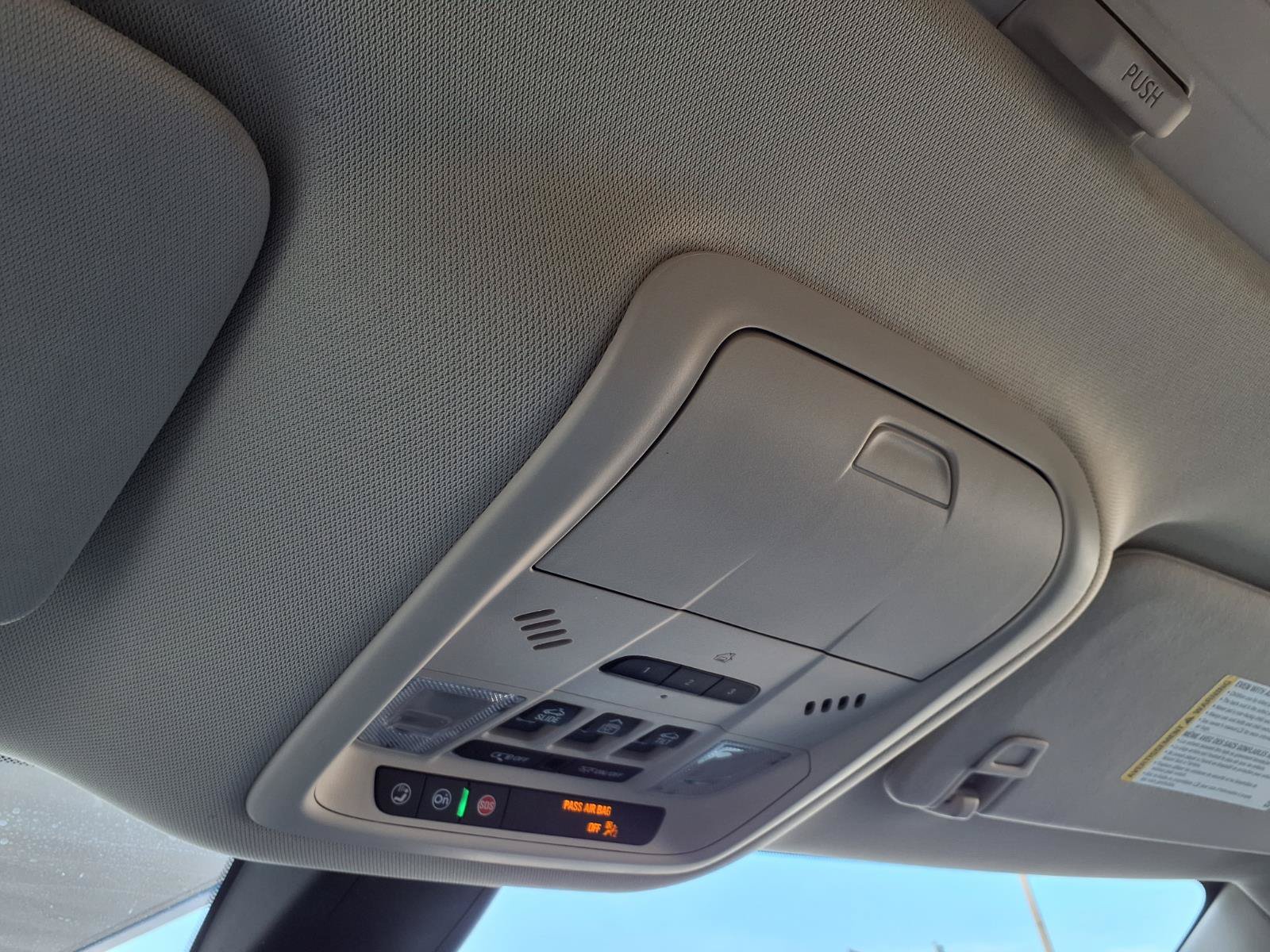 Used 2023 Buick Enclave Essence w/ Experience Buick Package FWD image 10