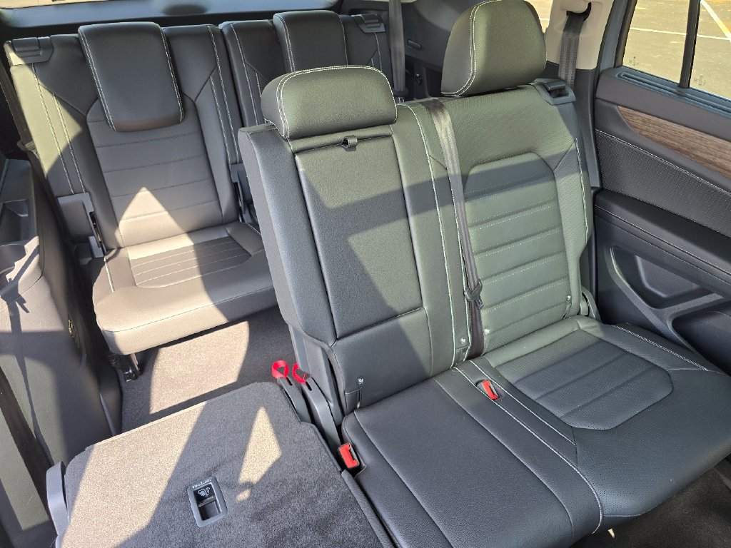 New 2025 Volkswagen Atlas SEL AWD/4WD image 13