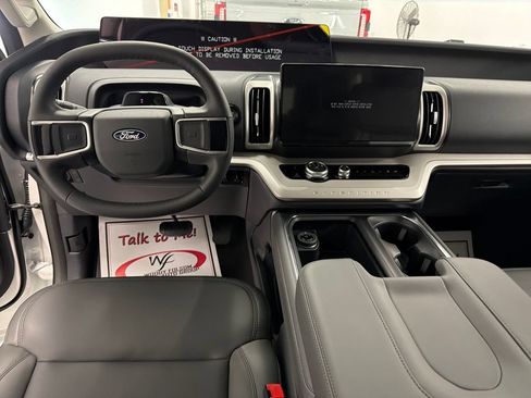 New 2027 Ford Expedition Active RWD image 15