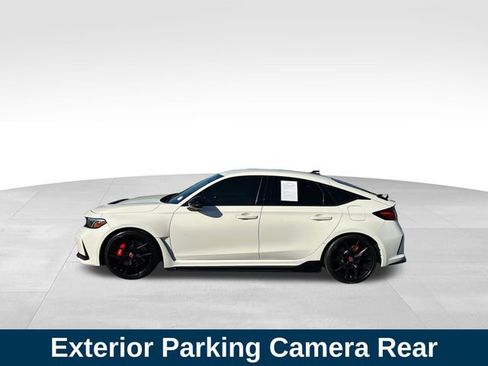 Used 2024 Honda Civic Type R image 2