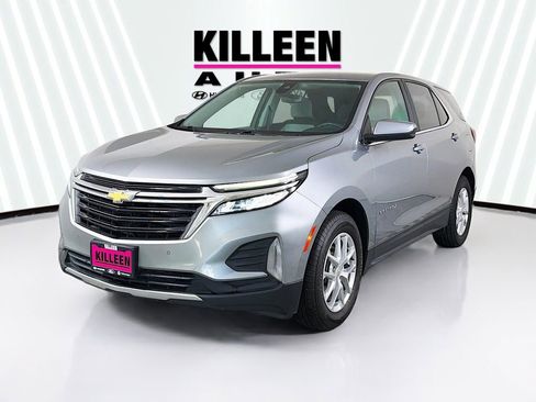 Used 2023 Chevrolet Equinox LT w/ Driver Convenience Package FWD image 3