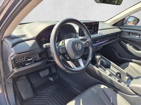 Used 2023 Honda Accord Touring image 10