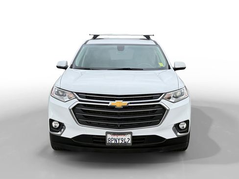 Used 2020 Chevrolet Traverse LT w/ LT Premium Package image 8