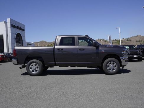 New 2026 RAM 2500 Big Horn AWD/4WD image 3
