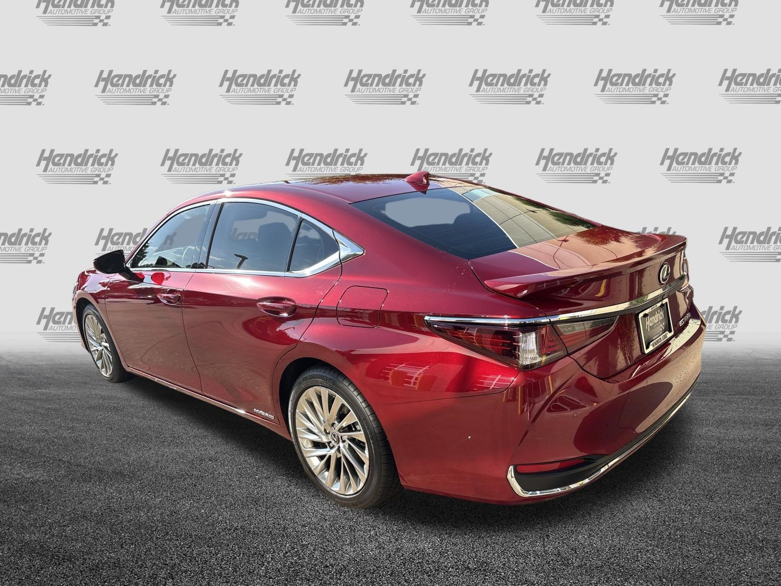 Used 2021 Lexus ES 300h w/ Accessory Package 2 FWD image 8