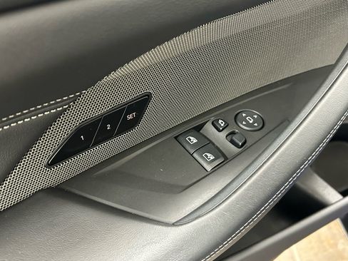 Used 2023 BMW M4 Competition image 28