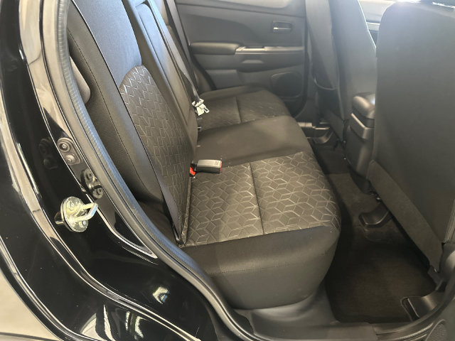 Used 2024 Mitsubishi Outlander Sport AWD image 29