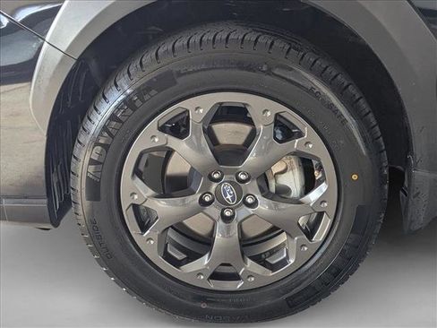 Used 2022 Subaru Crosstrek 2.5i Sport w/ Moonroof Package image 23