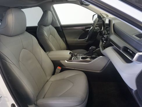 Used 2023 Toyota Highlander Limited AWD/4WD image 27