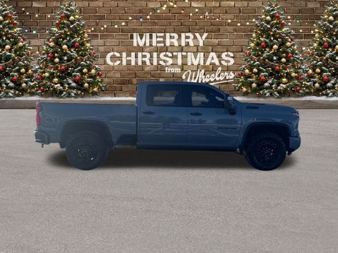 Used 2024 Chevrolet Silverado 2500 LTZ w/ LTZ Plus Package image 7