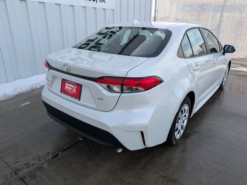 Used 2024 Toyota Corolla LE image 27