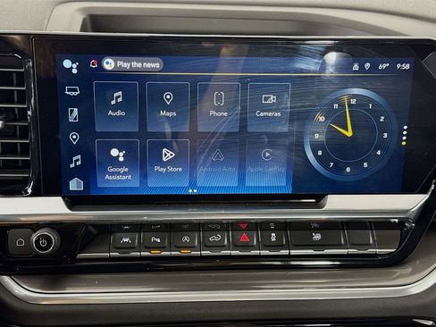 New 2026 Chevrolet Silverado 1500 High Country w/ High Country Premium Package AWD/4WD image 15