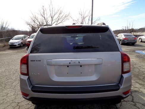 Used 2016 Jeep Compass Sport w/ Power Value Group image 4