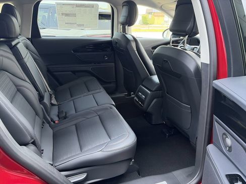 New 2026 Lincoln Nautilus Reserve AWD/4WD image 6