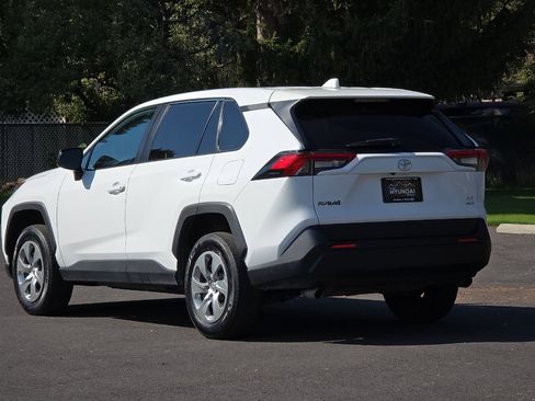 Used 2023 Toyota RAV4 LE image 6