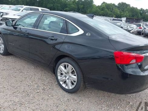Used 2019 Chevrolet Impala LS FWD image 3