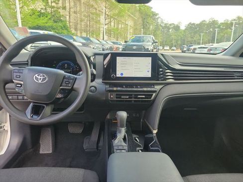 Certified 2025 Toyota Camry LE image 24