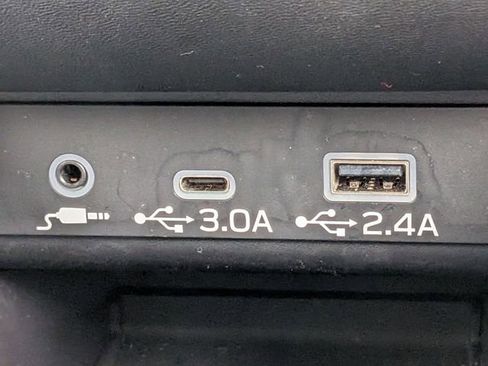 Certified 2025 Subaru Outback Limited AWD/4WD image 25