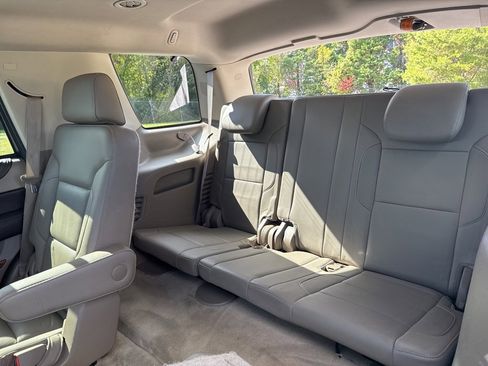 Used 2015 Chevrolet Tahoe LTZ image 14